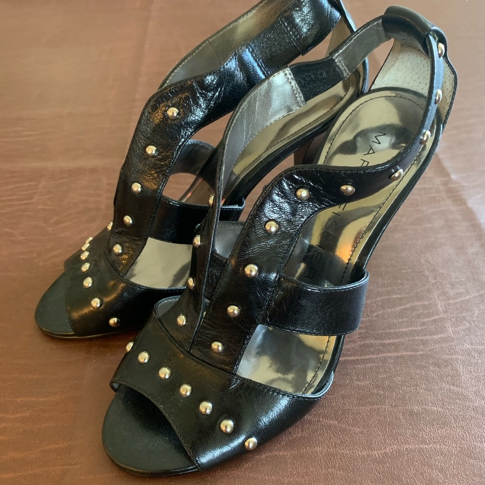 Marc Fisher Size 6 beaded black